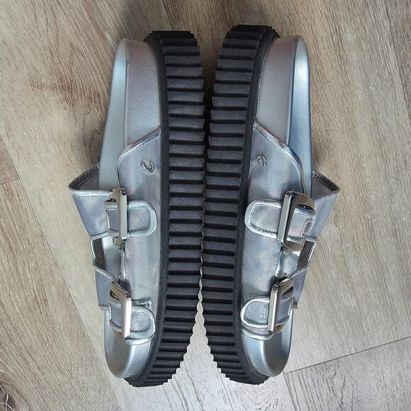 Circus NY by Sam Edelman Silver Black Cris Mesh Sandal sz 9M Summer Buckle - Picture 8 of 9